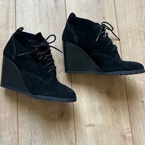 [NEW/UNWORN] Splendid Paris Suede Wedge Lace-Up Booties